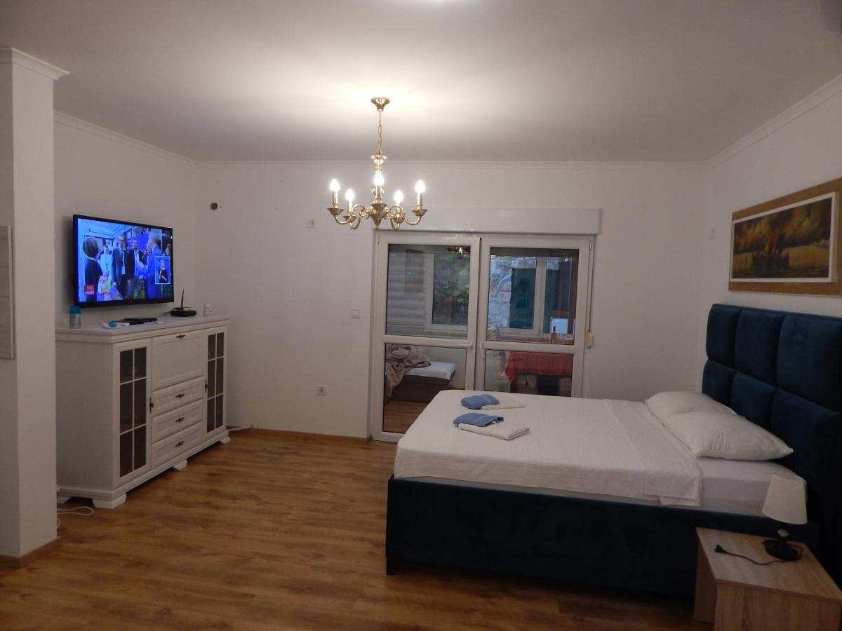 Sveti Stefan- Apartment Dora Extérieur photo